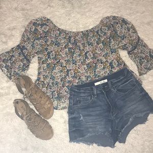 OTS Bell-Sleeve Top💕